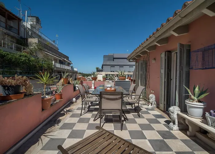 Apollonas Luxurious s